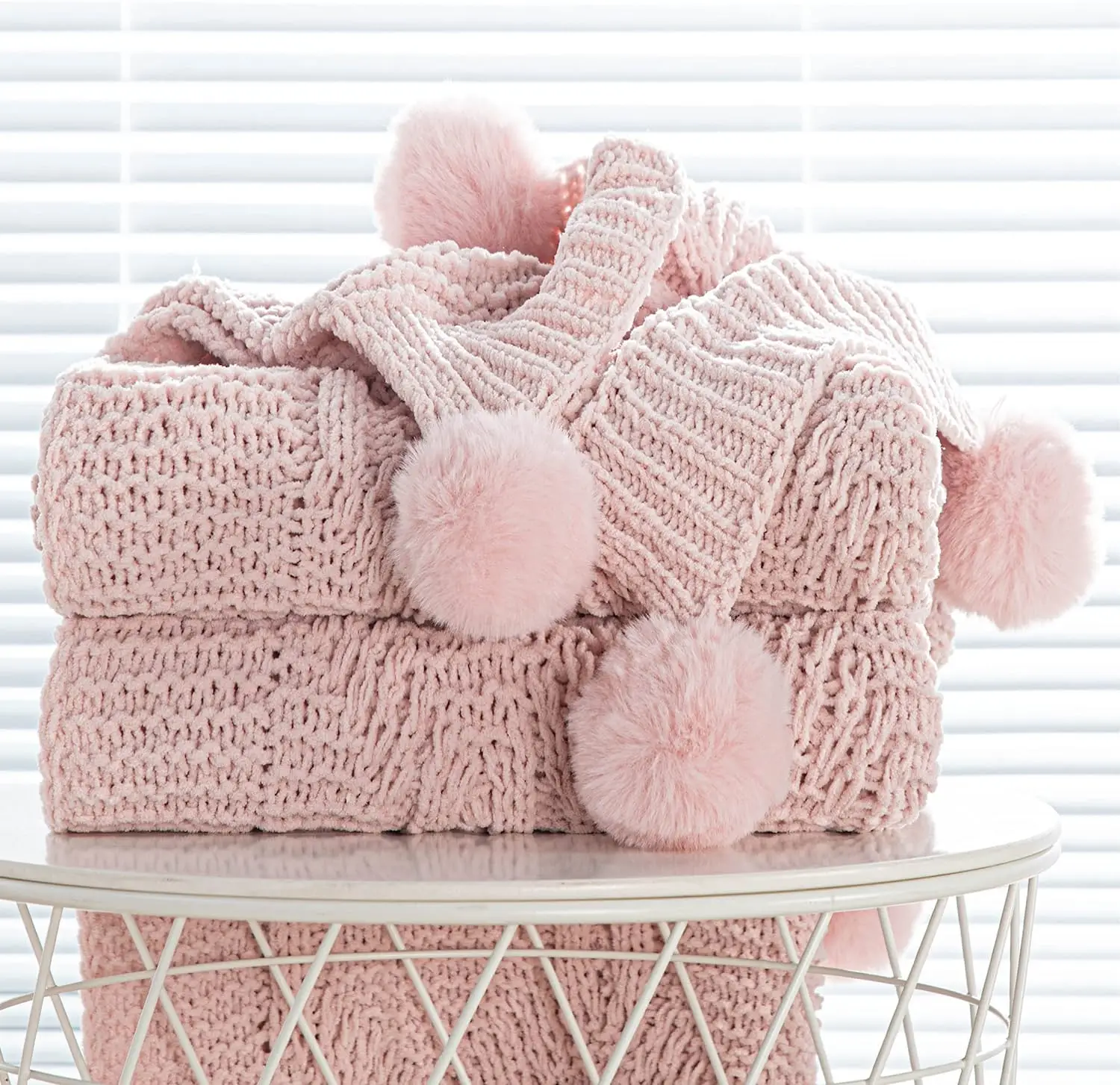 Throw Blanket Chunky Knit - Luxury Chunky Knit Blanket with pom